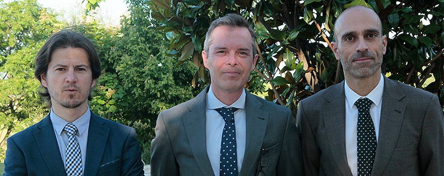 Óscar López; Ivo Leahy, director de Comunicación de Uniteco; y Ricardo López.