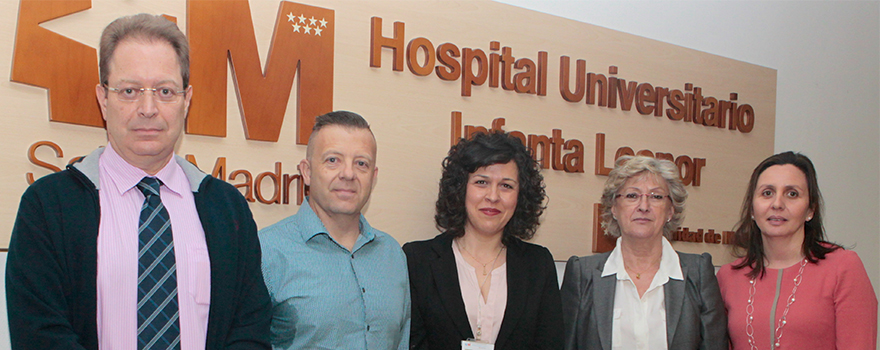 Santiago Alonso, facultativo del Servicio de Obstetricia del Hospital de Fuenlabrada; Juan Vega, enfermero coordinador de seguridad del paciente del Infanta Sofia, Beatriz Álvarez, supervisora de Enfermería del Gregorio Marañón, Rosa Bermejo, y Cristina García, jefe de Servicio de Medicina Preventiva del Infanta Sofía.