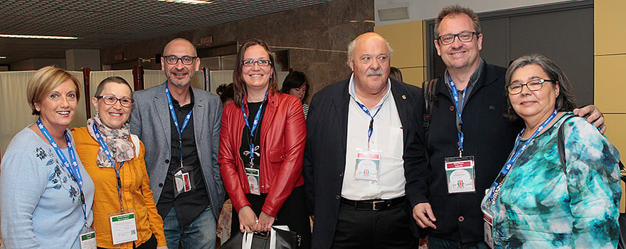 Valle Rabadán Zaragoza, fundadora QUAES; Marián Escolar, coordinadora de la Asociación de Afectadas del Cáncer de Ovario (Asaco); Jaime Alapont, coordinador de la plataforma Pacientes Semergen; Paloma Luis, vicepresidente de Asaco; Rafael Micó, secretario general de Semergen; Isidoro Rivera Campos, vocal del área de Pacientes de Semergen y Rosa María Marín Montero, presidenta del Comité Organizador del Congreso.