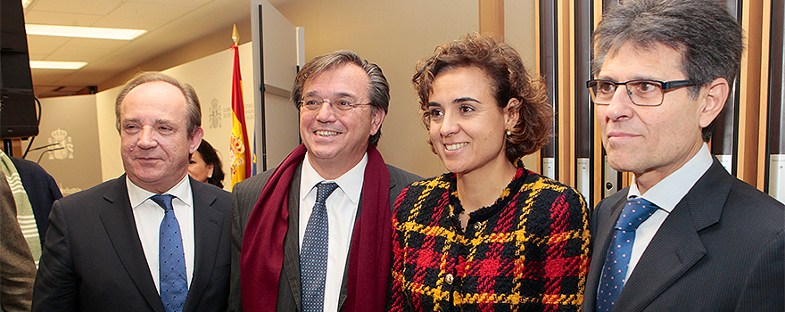 Javier Castrodeza; Jesús Acebillo; Dolors Montserrat; y Humberto Arnés, director general de Farmaindustria.