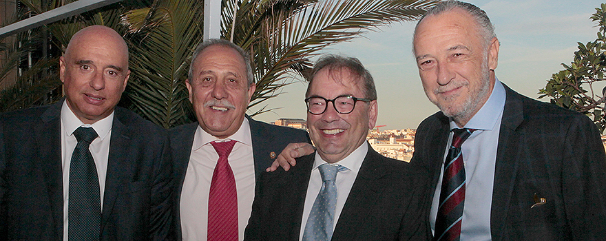 Eusebio Azorín, director del Sector Sanitario de Illunion; Pablo Domínguez, consejero del Hospital de Molina de Segura; Luis Rosado, director de Azierta Salud y José María Pino. 