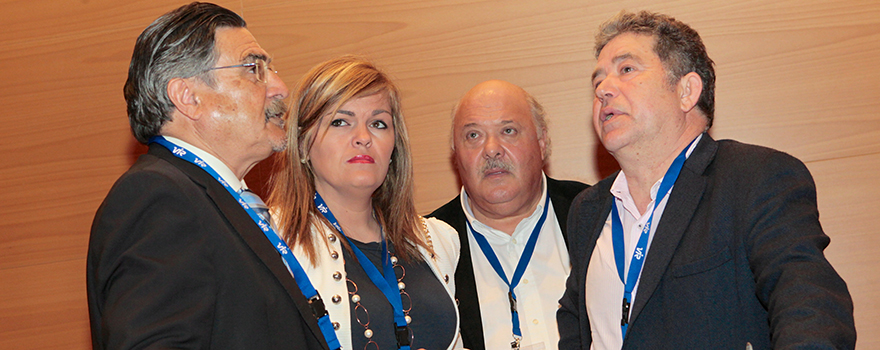  José Luis Llisterri, Digna Rosa Rivas, Isidoro Rivera y Miguel Anxo Fernández charlan tras la inauguraión.