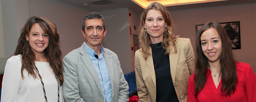 Miriam Hernández, vocal de la Junta del Codem; José Manuel Freire, tesorero del Codem; Laura Villaseñor Roa, secretaria de organización de Satse; y Carla Villaseñor, enfermera de Residencia.