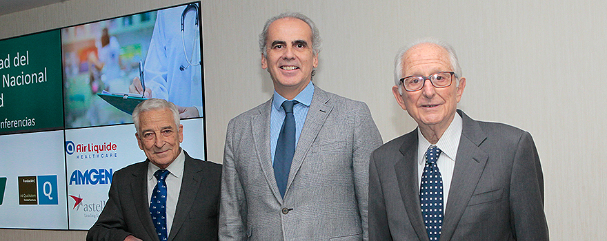 Miguel Carrero, presidente de PSN,  Enríque Ruiz Escuedo, consejero de Sanidad de la Comuidad de Madrid y Alfredo Milazzo, presidente de la Fundación Ad Qualitatem.