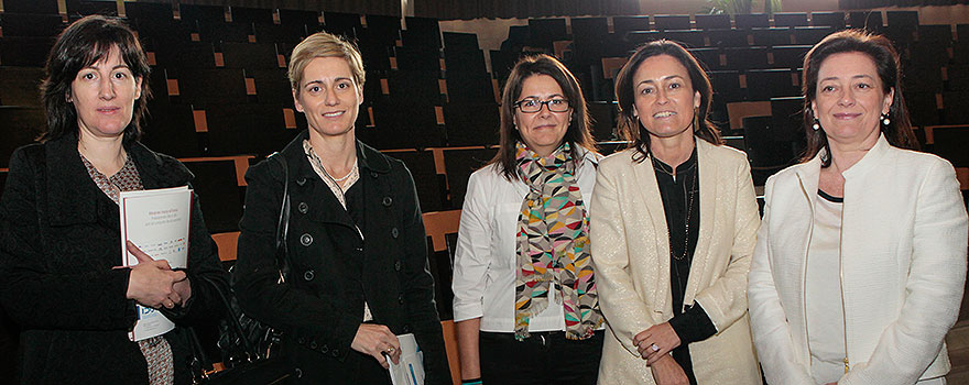Isabel Vázquez y Rocío Arce (ambas de Lilly), Sonia Sevilleja, Amelia Martín Uranga y Marta Maislán. 