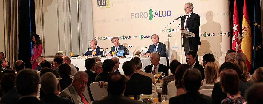 Aspecto de la sala durante el discurso de Enrique Ruiz Escudero.