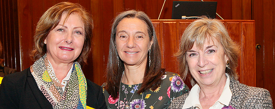 Inmaculada Alfageme, presdienta de Separ, Francisca Lourdes Márquez, directora de Calidad Asistencial de Separ, y Pilar de Lucas, presidenta de la Comisión Nacional de la Especialidad.