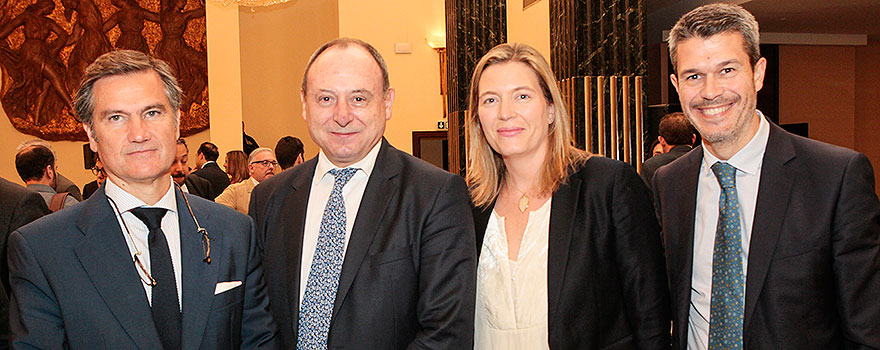 Juan Sanabria, presidente de Philips Ibérica y director general de la división de Cuidado de la Salud, Ignacio López, director de Relaciones Institucionales de Philips Ibérica, Laura Tormo, responsable comercial de la Zona Centro de Philips Ibérica y Francisco Blasco, responsable comercial de la Zona de Levante de Philips Ibérica.