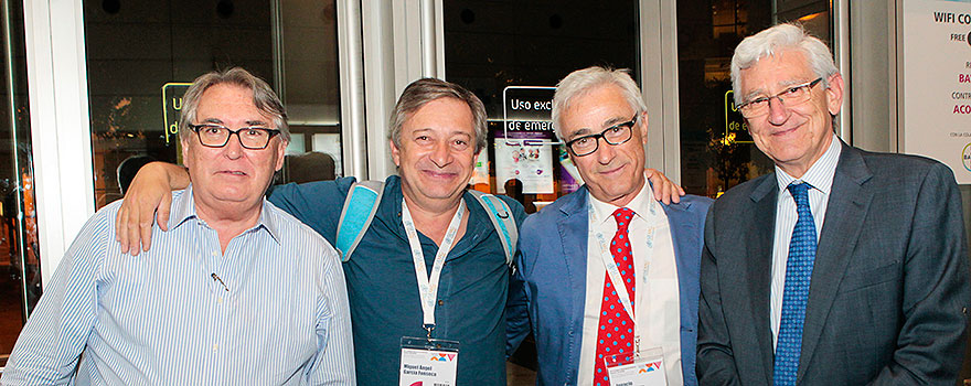 Francisco Órtiz y Miguel Ángel Fonseca, médicos de Familia de Ávila, junto a Ignacio Burgos, expresidente de SEMG, y José Ramón Luis-Yagüe, director de Relaciones con las Comunidades Autónomas de Farmaindustria.