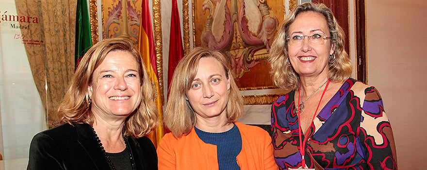 Ana López Alonso, directora de Relaciones Institucionales de Cofares; Carmen García Cevigón, del ICEX, y Alicia Wildpret. 