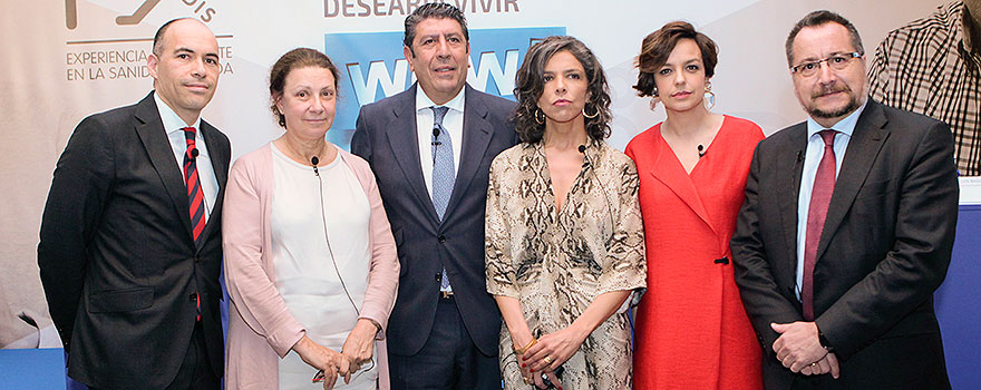 Fernando Imbernón, adjunto a la Dirección Territorial Centro Norte de Asisa; Leticia Moral; Manuel Vilches; Marta Villanueva, directora general de la Asociación Española para la Calidad; Cristina Villanueva, y José Luis Baquero, vicepresidente del Foro Español de Pacientes.