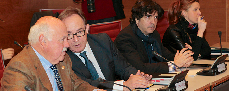 Jesús Aguirre, Javier Castrodeza, Mariano Garcés y Julieta de Micheo también asisitieron la primera Comisión de Sanidad de la Ministra en el Senado.