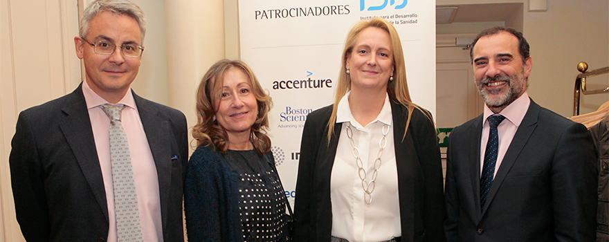 Santiago Ruiz, Maribel Sánchez, Celia Moar, directora de Gestión de HM Hospitales; y Fernando Carracedo, director de Procesos de HM Hospitales. 