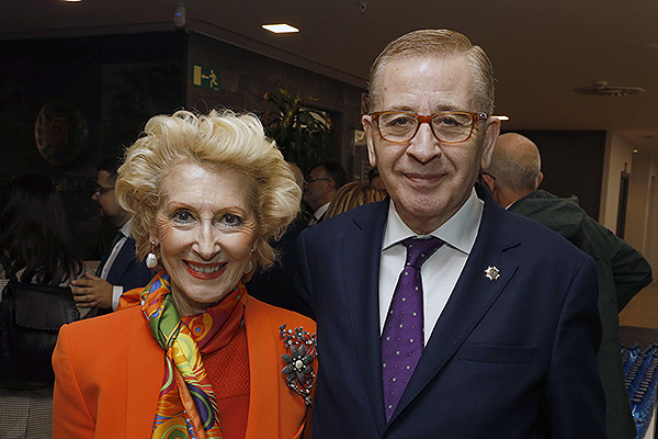 Pilar Fernández, directora de ISFOS; y Jorge Andrada.