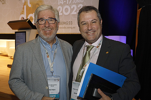 Benjamín Abarca, consejero de la SEMG; junto a Higinio Flores.