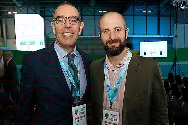 Francisco Javier Fernández, y Manuel Fernández Bustelo, Técnico especialista en Comunicación en el Colegio Oficial de Farmacéuticos de Madrid.