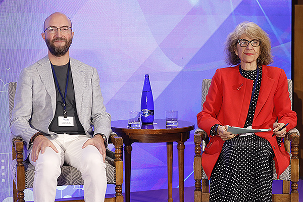 Juan José Beunza Nuin y Candela Calle Rodríguez, vocal de la Junta Directiva de Sedisa. Directora General de la Fundación San Francisco de Asís.