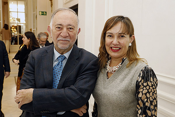 José Ramón Repullo, profesor de Planificación y Economía de la Salud de la Escuela Nacional de Sanidad en el Instituto de Salud Carlos III; y Rosa Iban, Secretaría de Unidades Docentes de Semes.