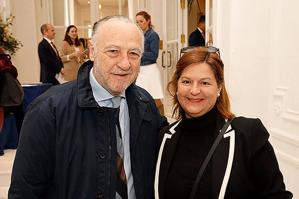 José María Pino junto a Myriam Pallarés.