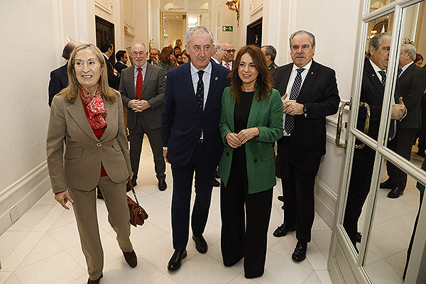 Ana Pastor, Tomás Cobo, Silvia Calzón y Jesús Aguilar.