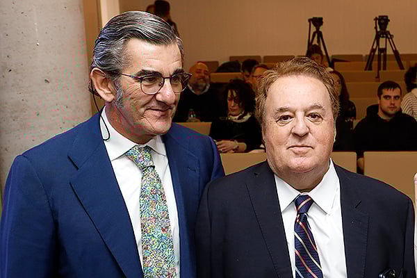 Juan Abarca Cidón y Miguel Ángel Martín, presidente de Sanifax.