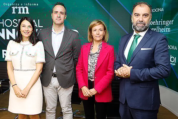 Carme García, Acceso al Mercado de Boehringer Ingelheim; Miguel Moral, Key Account Manager de la zona sur de Boehringer Ingelheim; Valle García Sánchez; y José Prieto, Relaciones Institucionales de Boehringer Ingelheim.