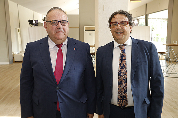 Alejandro Vázquez con José María Vergeles. 