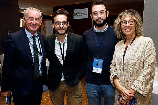 Tomás Cobo, presidente del Consejo de Colegios Oficiales de Médicos (Cgcom); Domingo Sánchez, representante nacional de Médicos Jóvenes; Álvaro Cerame, presidente de la European Junior Doctors (EJD); y Rosa Rroyo, vicesecretaria general del Cgcom.