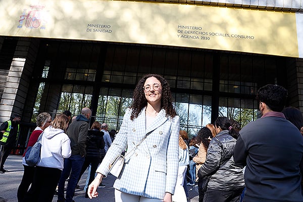 Marina Garrido, la número uno del EIR, posa orgullosa.