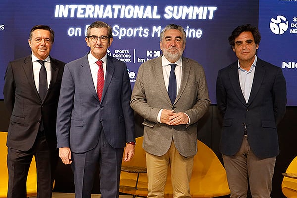 Niko Mihic, Juan Abarca Cidón, José Manuel Rodríguez Uribes y Juan José Güemes.