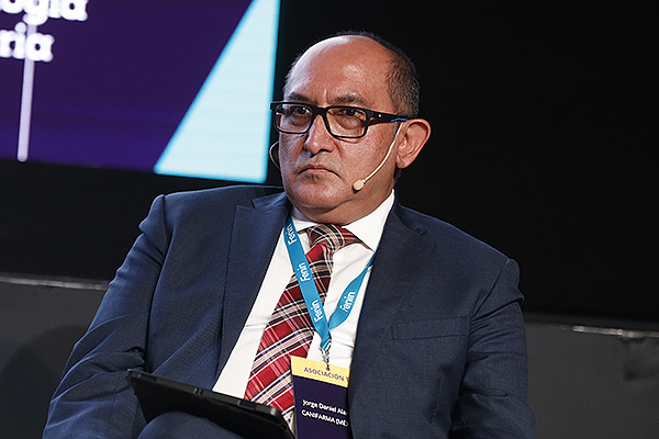 Jorge Daniel Alarcón, director de dispositivos médicos de CANIFARMA (México).