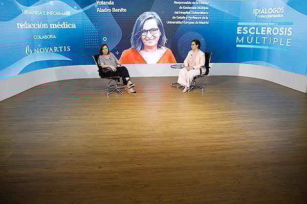En cuanto a la relación médico-paciente, Aladro afirma: “Ha cambiado muchísimo. Hemos pasado de una actitud paternalista, hace cuatro o cinco décadas, a un modelo donde el paciente tiene más información y puede tomar decisiones