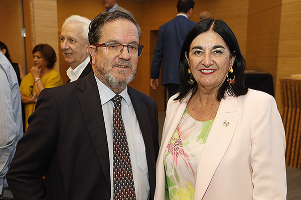 Paco Corpas,director del Departamento Legal del CGE; y Raquel Rodríguez.