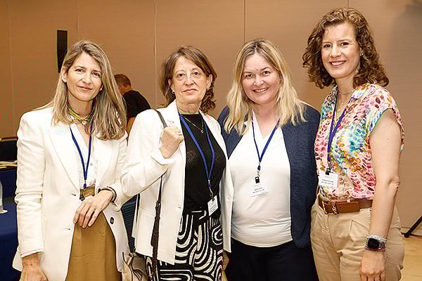 Nuria Marrero, gerente de la Key Account Manager, Value & Market Access de MSD; Montserrat Pérez, jefa de Servicio de Frmcia Hospitalaria del Hospital Fundación Alcorcón; Daniela Sanpetru, gerente de Cuentas Estratégicas de MSD; y Andrea Quiroga, coordinadora Regional de Acceso al Mercado de MSD.