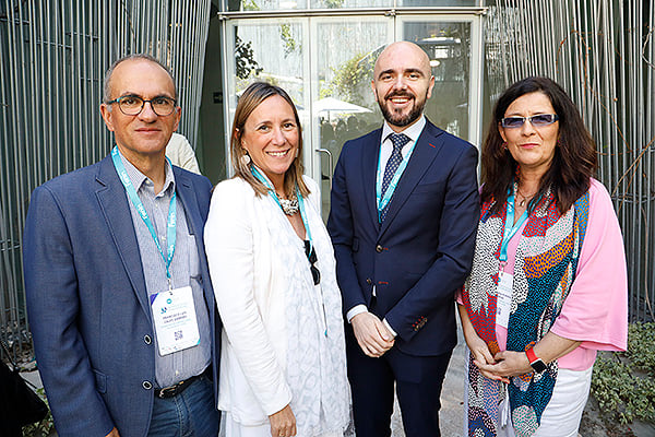 Francisco Luis Calvo, jefe de Servicio de la Consejería de Sanidad de Castilla y León; Pilar Santamaría, directora técnica de Infraetucurras de la Consejería de Sanidad de Castilla y León; Álvaro Muñoz, director de Calidad e Infraestructuras de la Consejeria de Sanidad de Castilla y León; y María Luisa Olmeda, jefa de Servicio de Insfraestructuras de la Consejería de Sanidad de Castilla y León.
