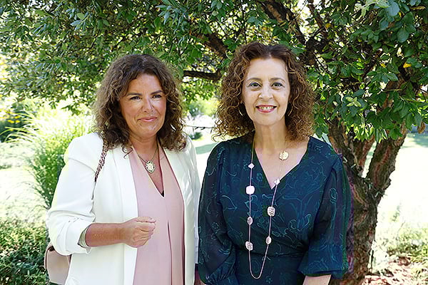 Amparo Villaverde, subdirectora gerente de gestión de Calidad e Innovacion del Sergas; y Carmen Durán, directora xeral de Saúde Pública de la Consellería de Sanidade de Galicia.