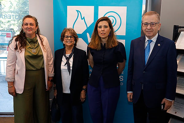Aurora Aurújo, Marisol Ucha, Pilar Jimeno y Jorge Andradas.