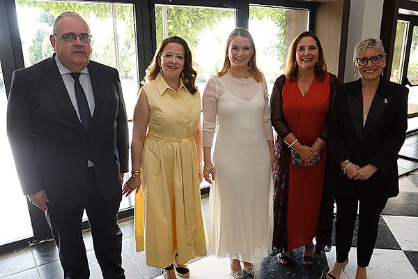 Alejandro Vázquez, Fátima Matite, Manuela García, Marga Prohens y Concepción Saavedra. 