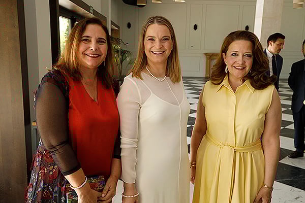 Manuela García, Marga Prohens y Fátima Matute.