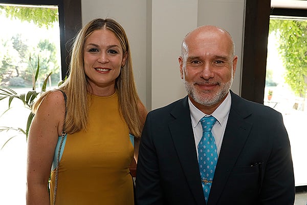 Rut García, directora comercial de Carburos Médic; y Luis Mosquera, director general de Carburos Médica.
