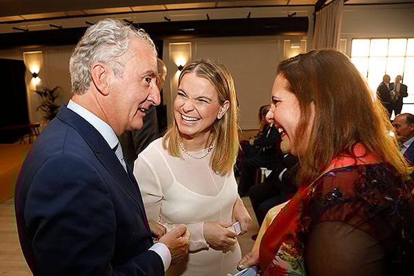 Tomás Cobo, Marga Prohens y Manuela García.