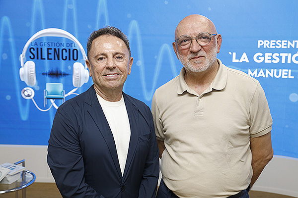 Manuel Bayona y Rodrigo Gutiérrez, presidente de la Seaus.