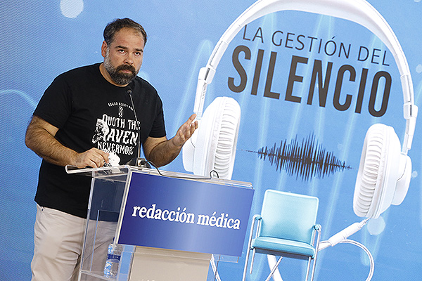 Alejandro Santiago Martínez, editor en Editorial Nazarí