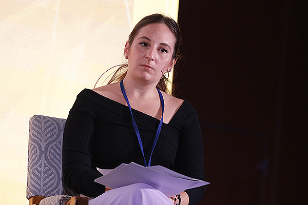 Elena González, jefa de Contenidos Sonoros de Redacción Médica.