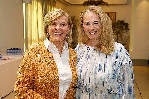 María Neira y Victoria Ayala.