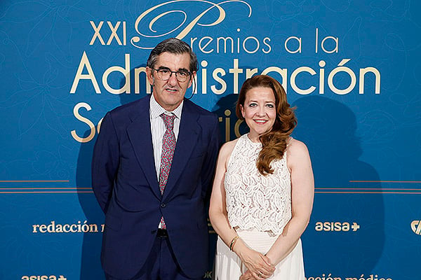 Juan Abarca Cidón y Fátima Matute.