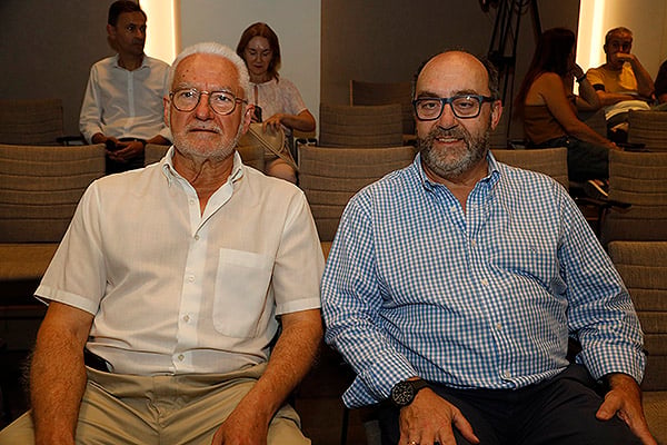 Pablo Calvo, exdirector general de Recursos Humanos del Sermas: y Emilio portero, exresponsable de seguimientos de Riesgo en Banesco. 