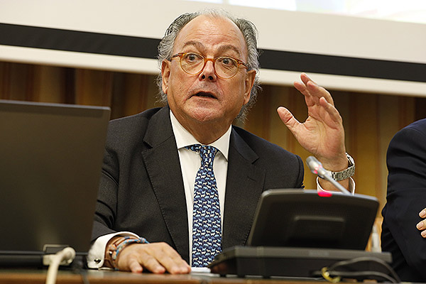 Ángel Luis Rodríguez de la Cuerda, secretaria general de la Aeseg.