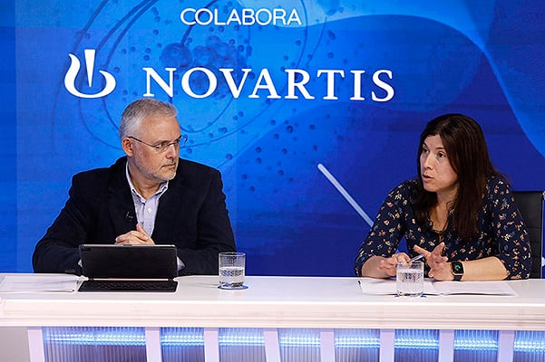Diego Becerra junto a Marilís Paciello durante el debate.