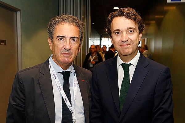 Miguel Ángel Ortiz, gerente del Hospital Universitario de Jerez; junto a Pablo Crespo